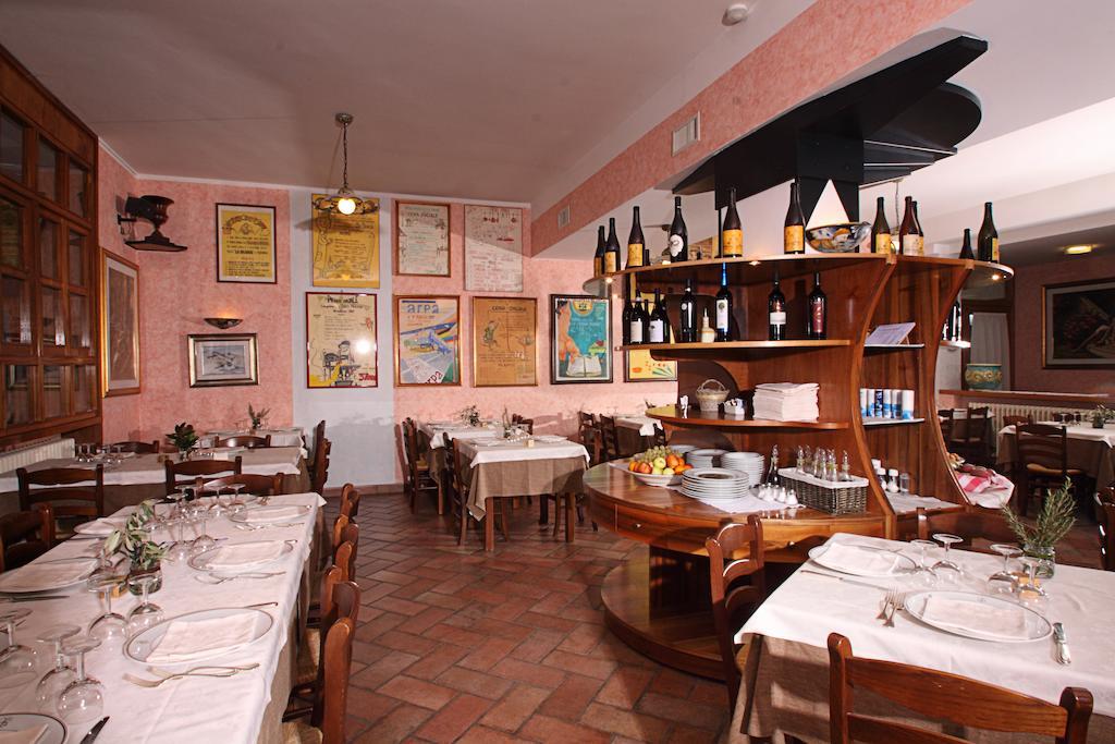 Hotel Ristorante La Bilancia 로레토아프루티노 외부 사진