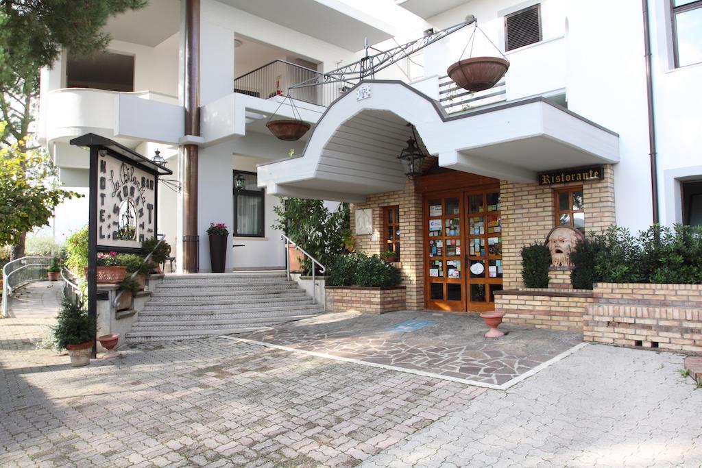 Hotel Ristorante La Bilancia 로레토아프루티노 외부 사진