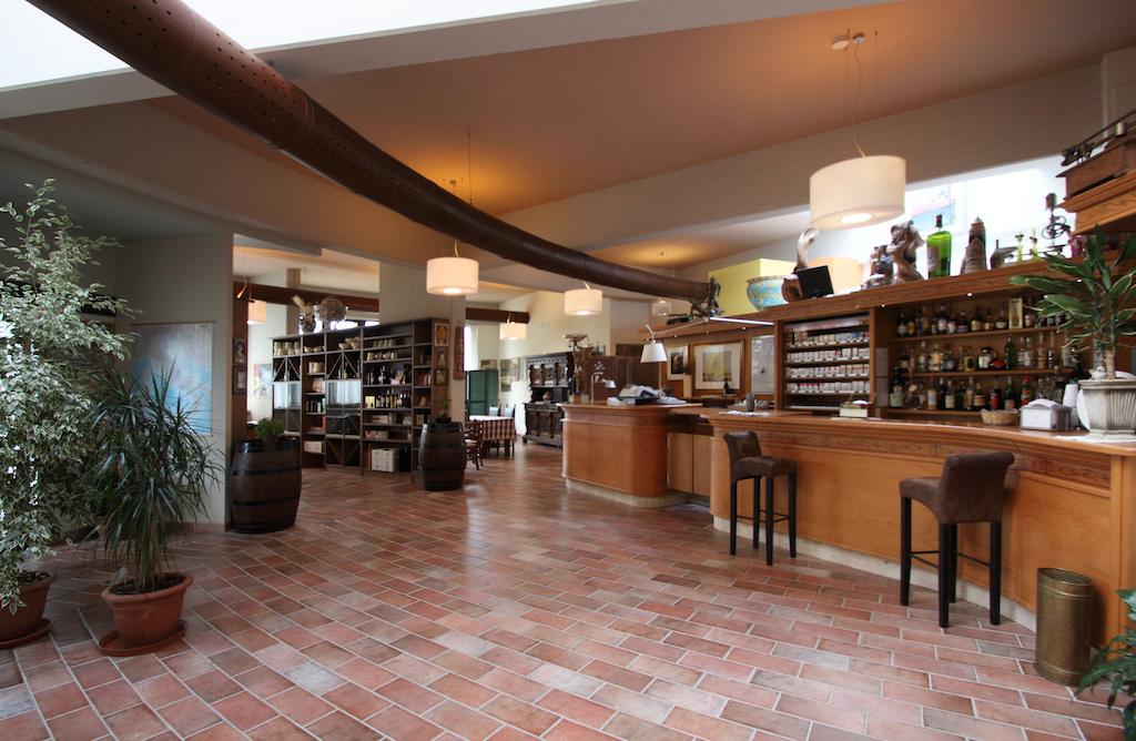 Hotel Ristorante La Bilancia 로레토아프루티노 외부 사진