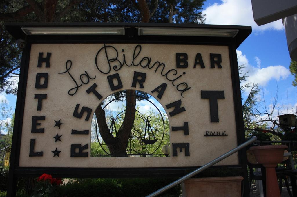Hotel Ristorante La Bilancia 로레토아프루티노 외부 사진